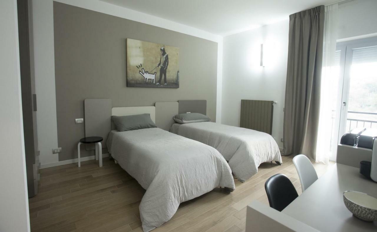 Il Posto Accanto Hotel Avellino Ngoại thất bức ảnh